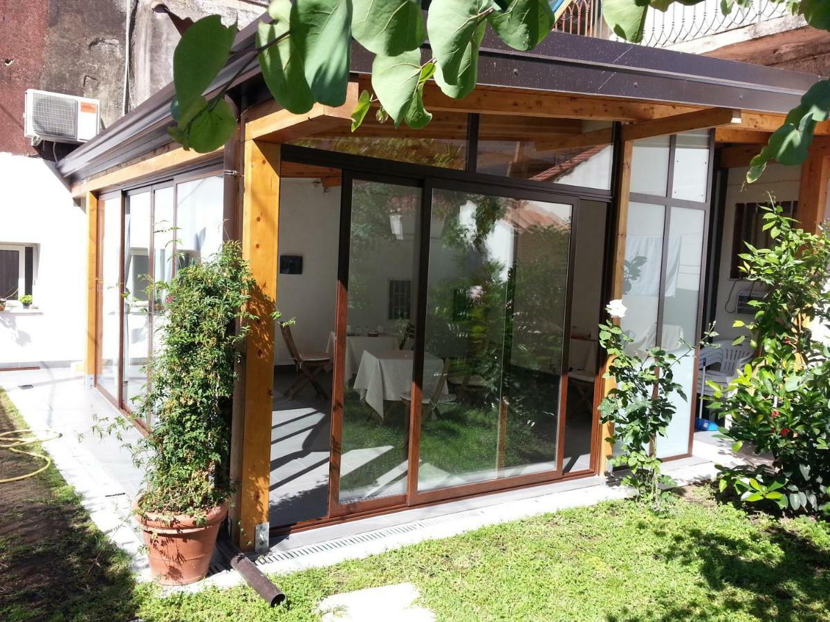 Bed and Breakfast La Casa Di Luigi Катанія Екстер'єр фото
